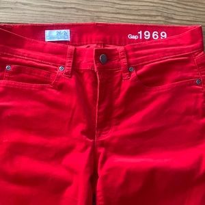 Gap- Red Leggings Jean Corduroy’s Size 2R